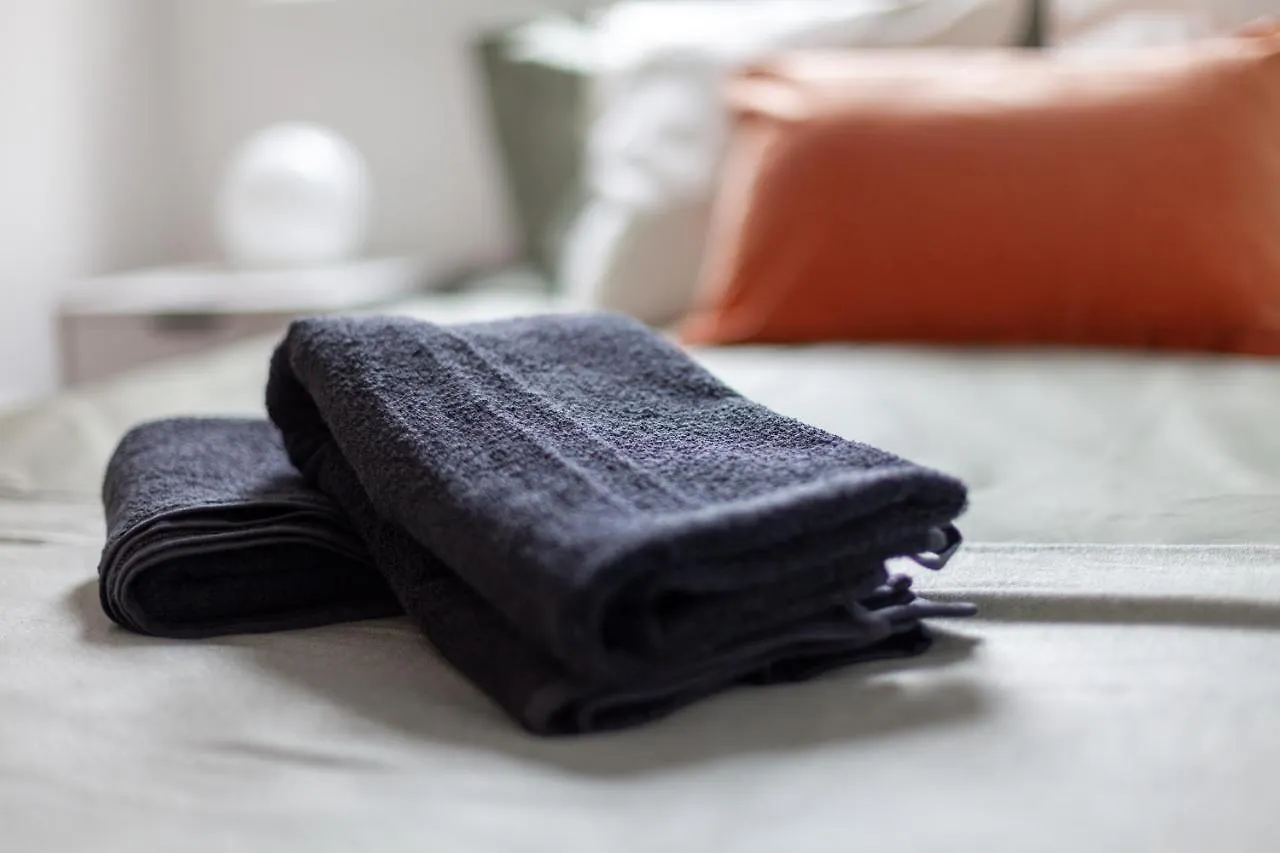 Arte Stays: Nordic Minimalist Flat near Hackney Downs London