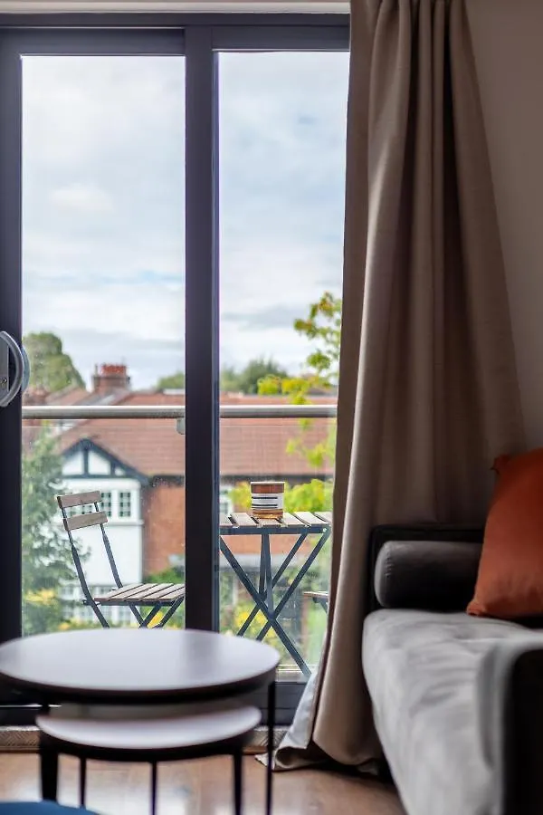 Arte Stays: Nordic Minimalist Flat near Hackney Downs London 0*,
