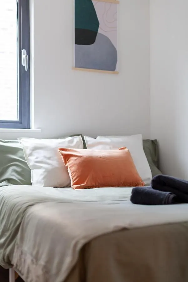 Arte Stays: Nordic Minimalist Flat near Hackney Downs London Apartment